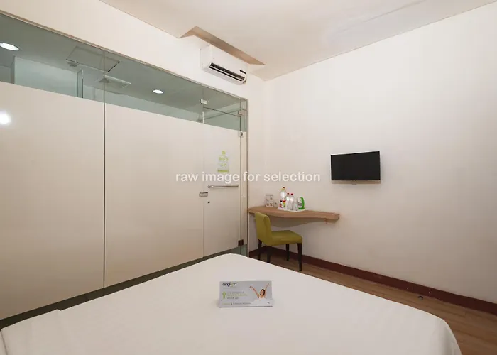 Whiz Hotel Falatehan Jakarta